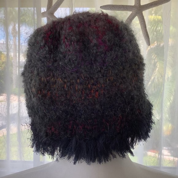 Handknit Winter Hat - Picture 4 of 4